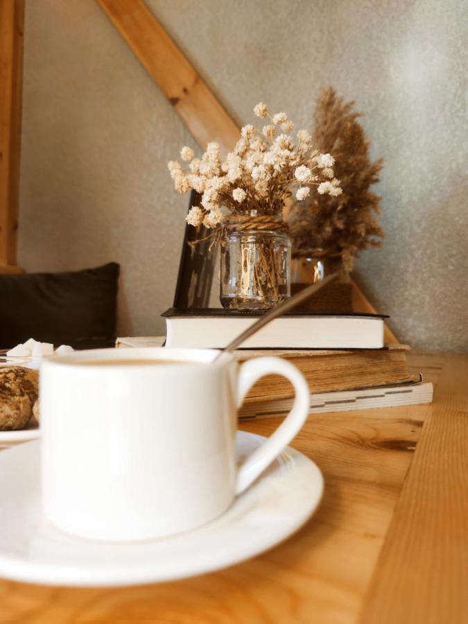 Silkroad Guesthouse Bishkek Ngoại thất bức ảnh