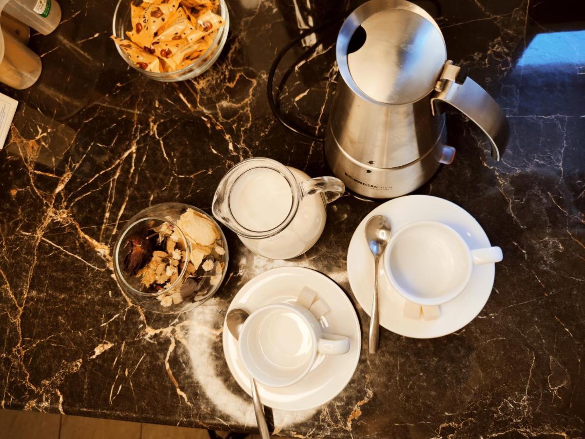 Silkroad Guesthouse Bishkek Ngoại thất bức ảnh