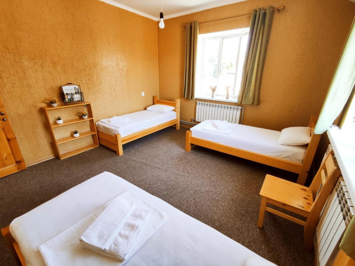 Silkroad Guesthouse Bishkek Ngoại thất bức ảnh