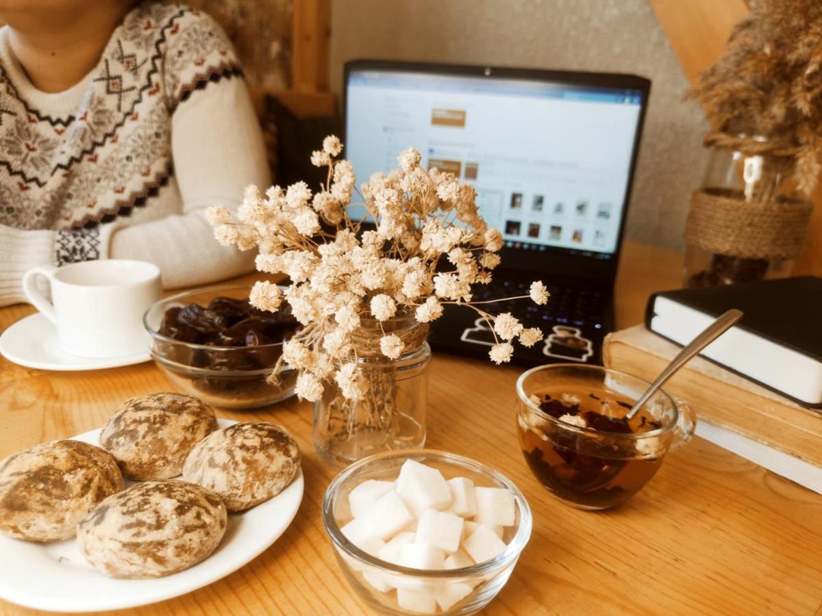 Silkroad Guesthouse Bishkek Ngoại thất bức ảnh